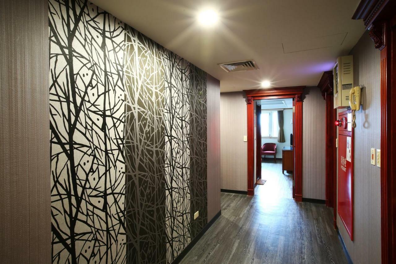 Hua Du Hotel Keelung Esterno foto