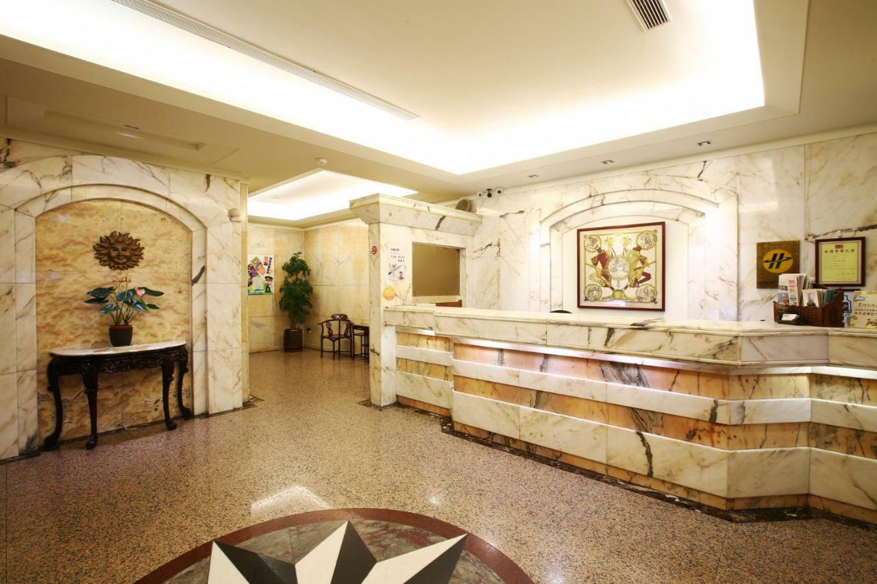 Hua Du Hotel Keelung Esterno foto